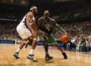 开云体育-范戴克爆发！喀麦隆单节狂潮击溃毕尔巴鄂，诠释何为唯一性的胜利