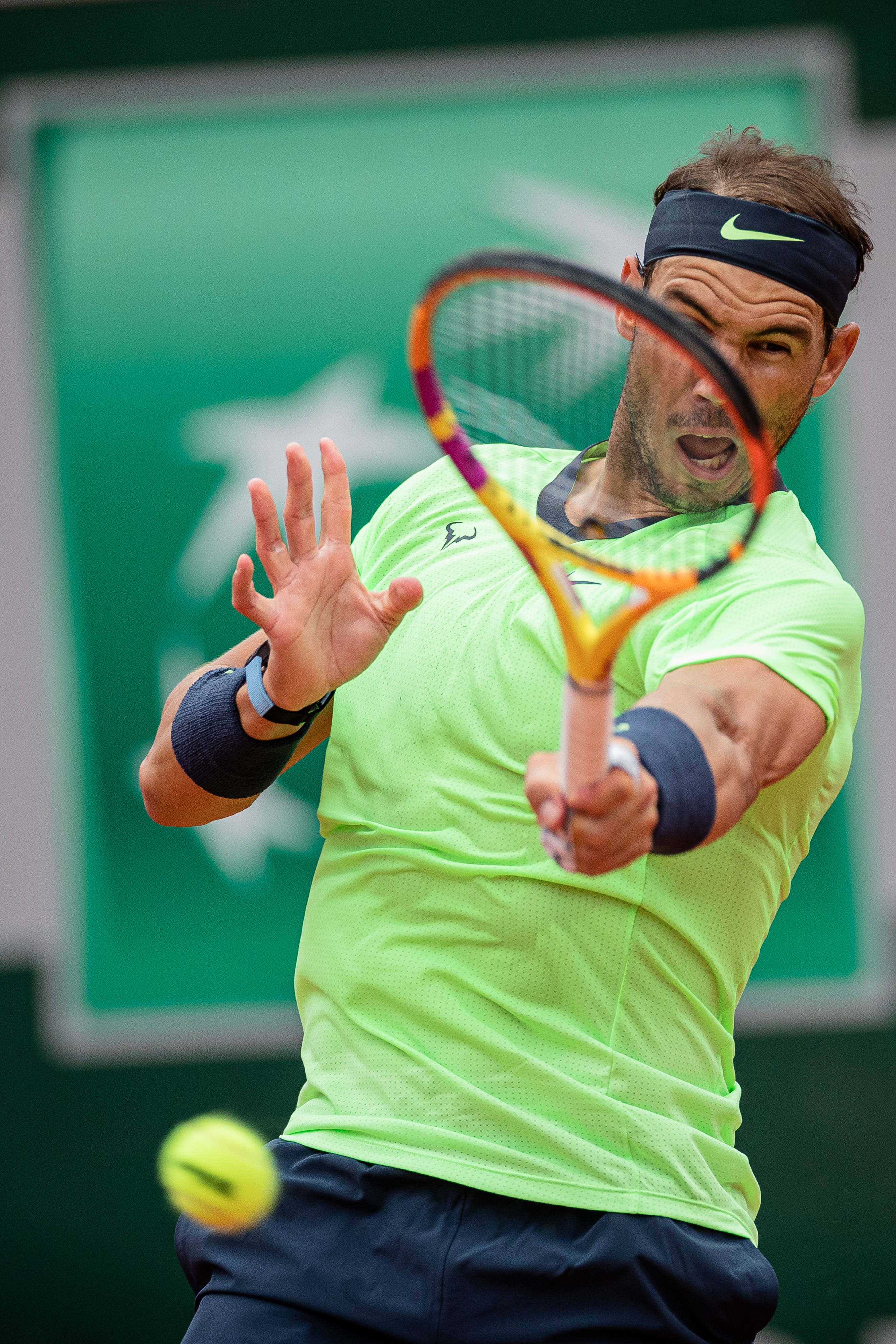 包含世界网球队绝杀英国网球队，纳达尔惊艳世界的词条