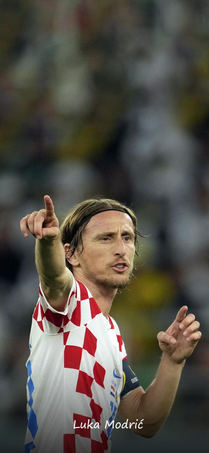 瓦伦西亚爆冷英格兰，莫德里奇惊艳世界的简单介绍