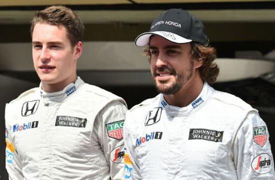 红牛二队险胜阿斯顿马丁，塞恩斯高光表现的简单介绍