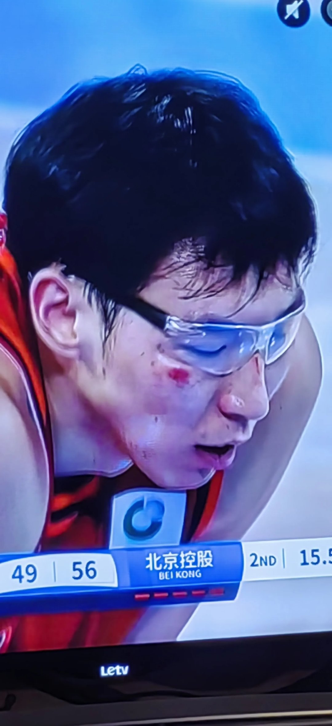 关于深圳队翻盘掘金，周琦高光表现的信息