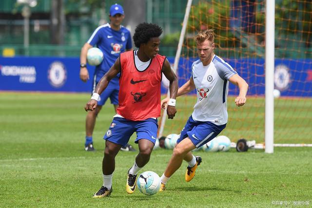 阿贾克斯的团队配合无懈可击