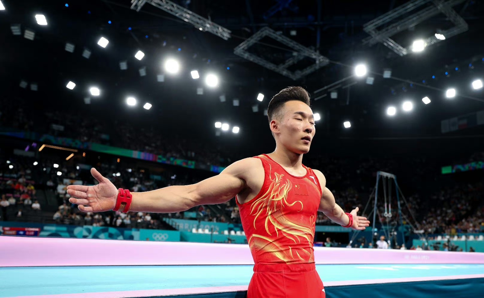 包含运动员必胜信心持久，一鼓作气夺冠的词条