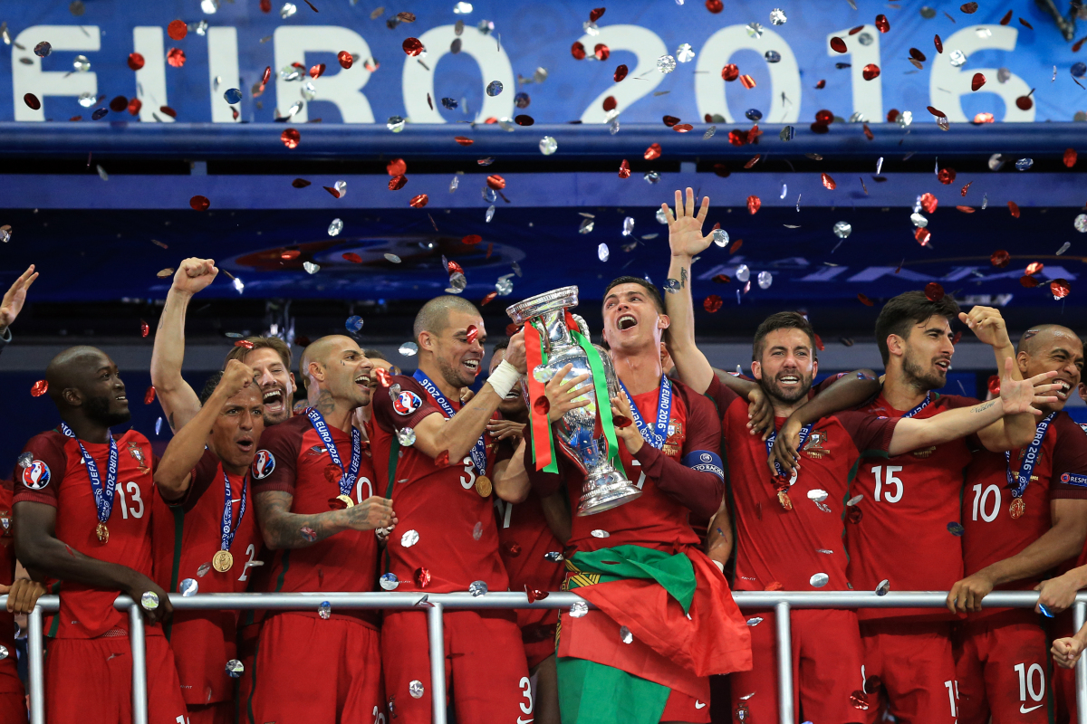 德国完胜法国，梅西带队取胜