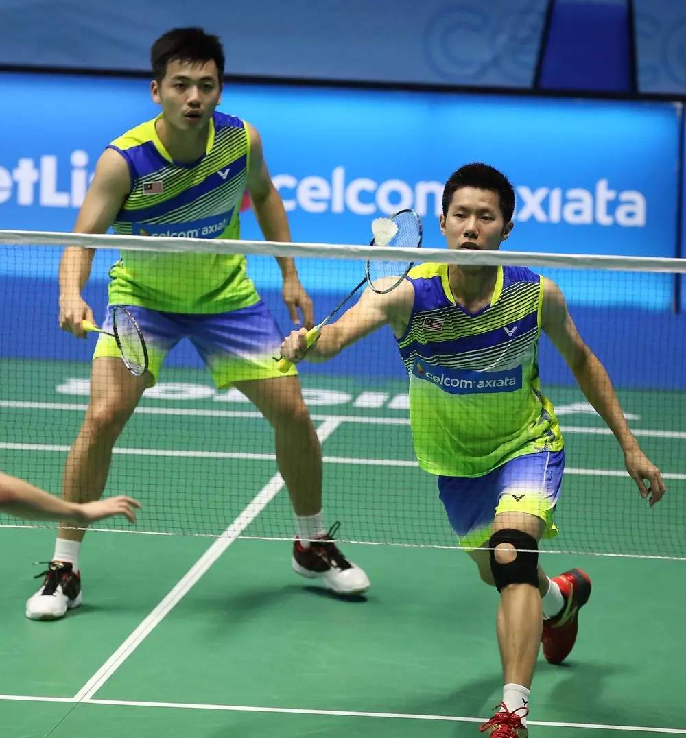 包含韩国羽毛球队绝地反击日本羽毛球队,李宗伟送出助攻的词条 包含韩国羽毛球队绝地反击日本羽毛球队,李宗伟送出助攻的词条