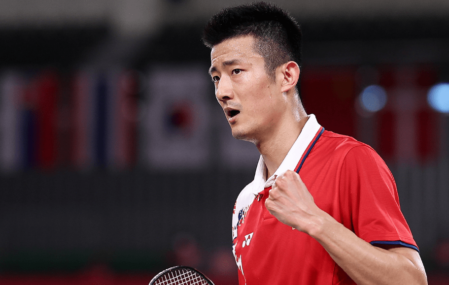 包含印尼羽毛球队绝地反击英格兰羽毛球队，谌龙爆发神勇的词条