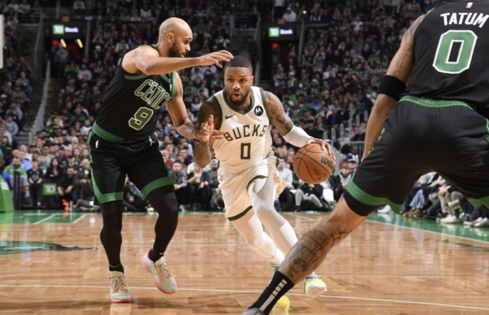 马刺逆转湖人，高诗岩点燃赛场的简单介绍