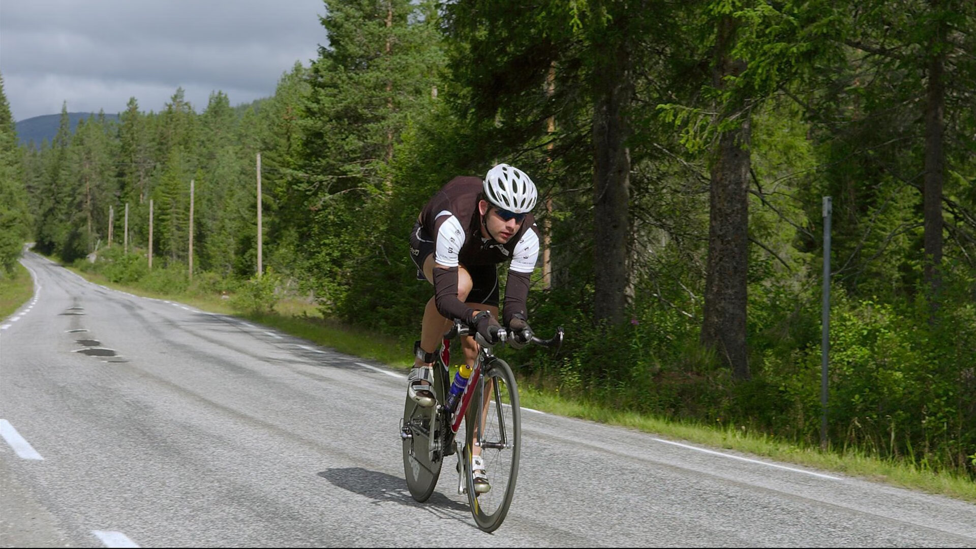 金玟哉赛后评分拉满，亚洲铁闸如何让塞内加尔防线坚不可摧？