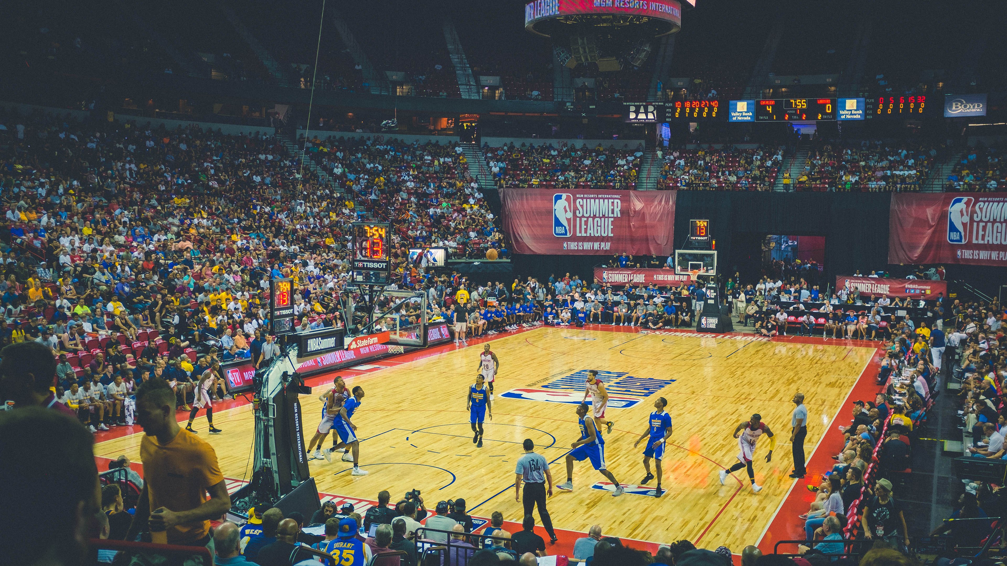 贝恩，NBA季后赛之夜的大场面先生